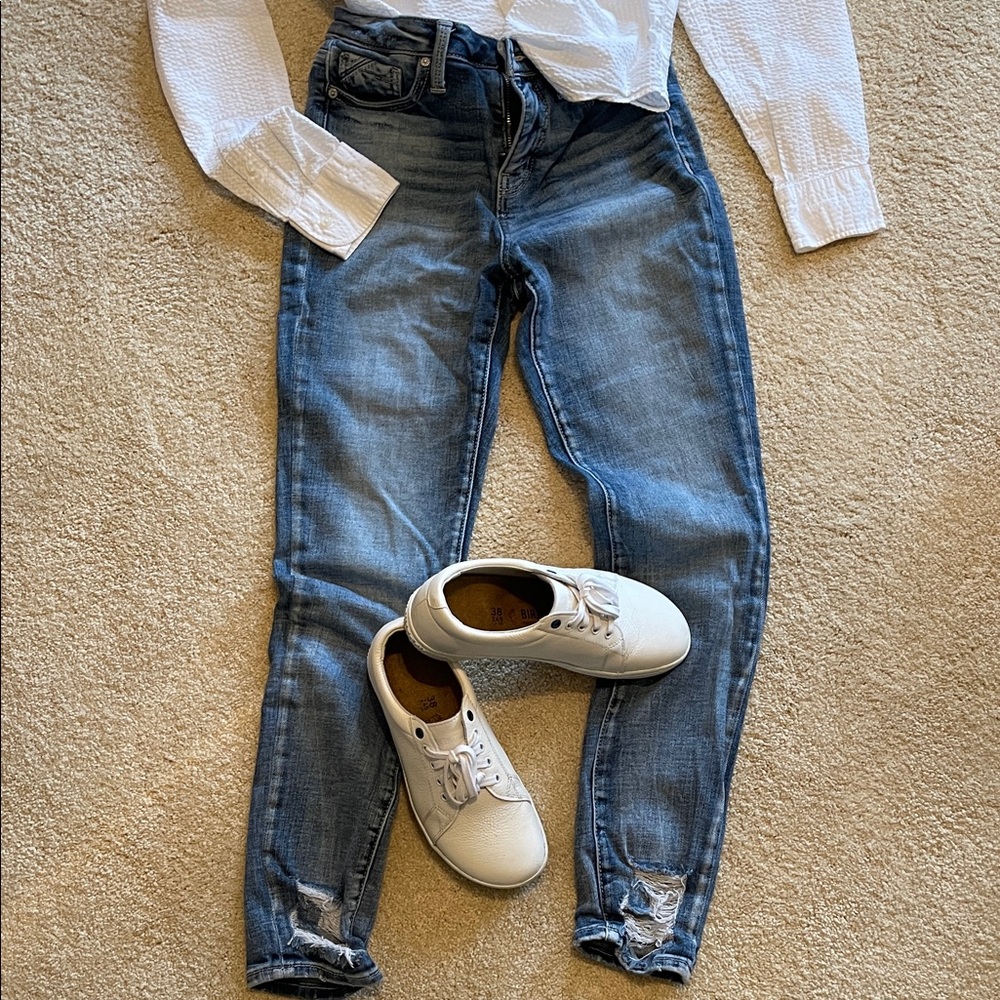 Buckle Black Curvy Skinny Distressed Blue Jeans Stretch Comfort!